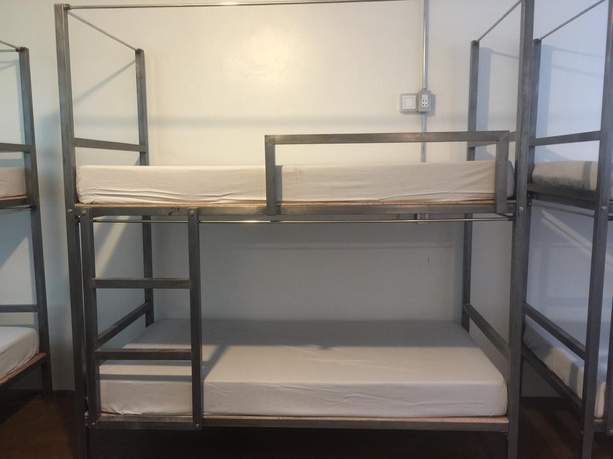 The Hub District Hostel And Dorm Makati City Extérieur photo